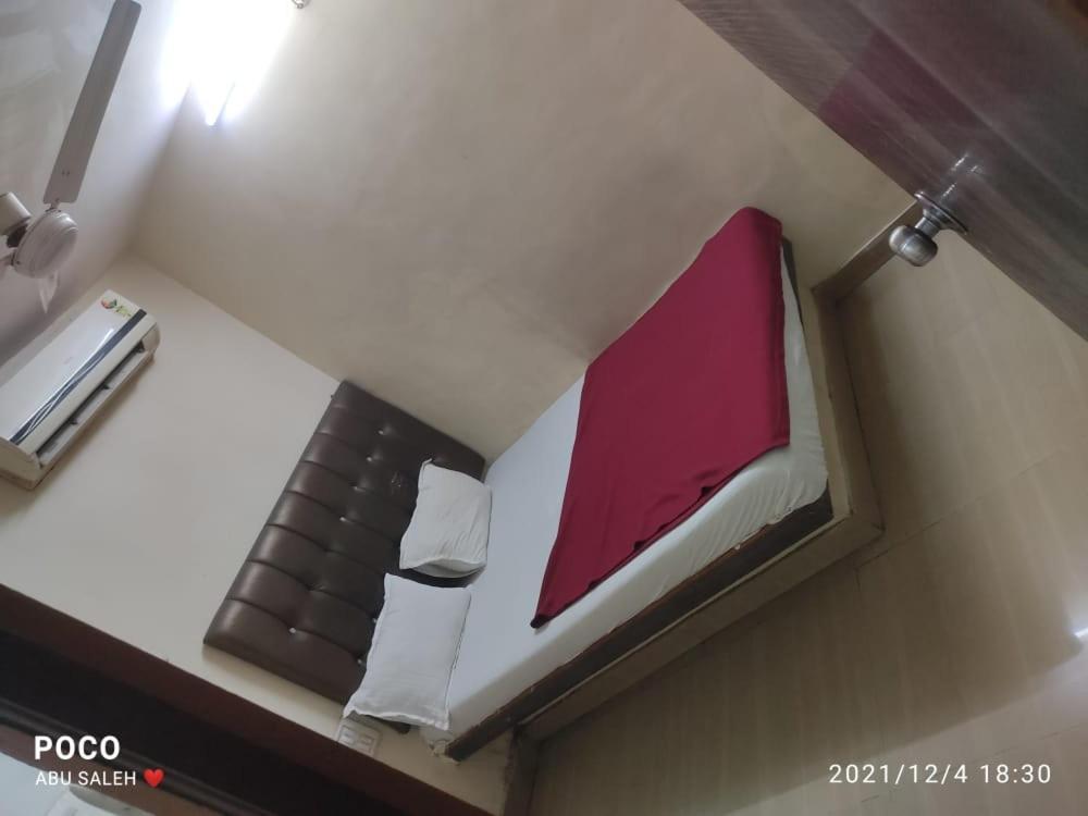 Hotel Janata Residency Mumbai  Buitenkant foto